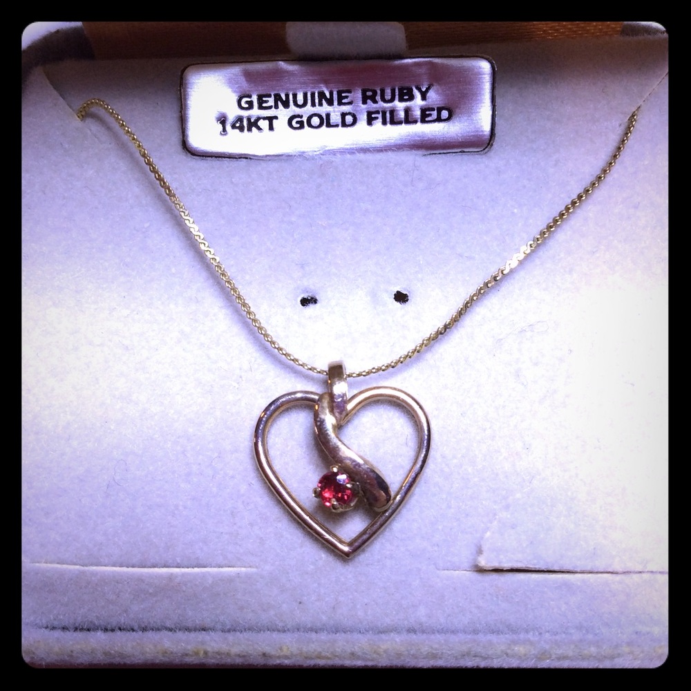 Vintage 14KT Gold Genuine Ruby Heart Necklace